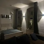 Ruhige, Sehr Zentrale In Der Altstadt *